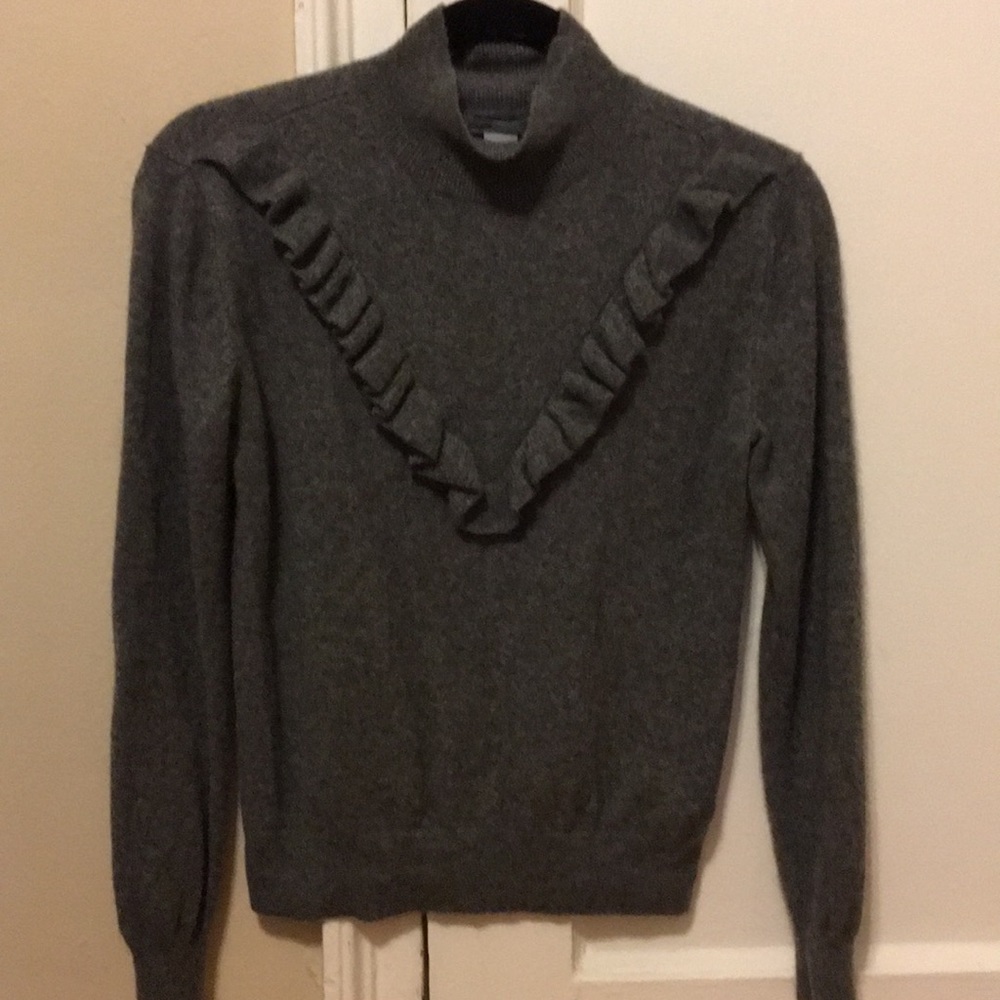 H&M 💯 Cashmere Grey Ruffle Sweater *Like New*